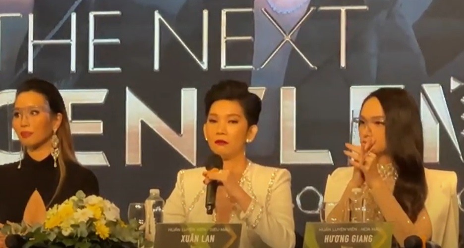 Hương Giang bị netizen chỉ trích mắc bệnh ngôi sao khi đi trễ gần 2 tiếng họp báo? - Ảnh 1 Hương Giang bị netizen chỉ trích mắc bệnh ngôi sao khi đi trễ gần 2 tiếng họp báo? - Ảnh 1