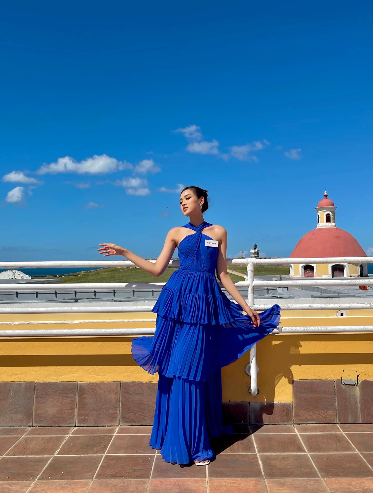 Đỗ Thị Hà khoe vẻ đẹp thanh xuân rực rỡ dưới cái nắng của Puerto Rico 6