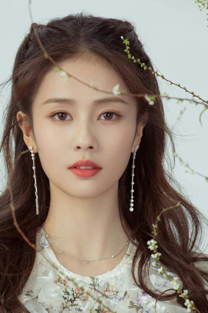 BXH tổng view phim năm 2021 của 15 sao nữ Cbiz: Tam kim ảnh hậu xếp bét, Dương Mịch 'hít khói' Nhiệt Ba - Ảnh 4 BXH tổng view phim năm 2021 của 15 sao nữ Cbiz: Tam kim ảnh hậu xếp bét, Dương Mịch 'hít khói' Nhiệt Ba - Ảnh 4