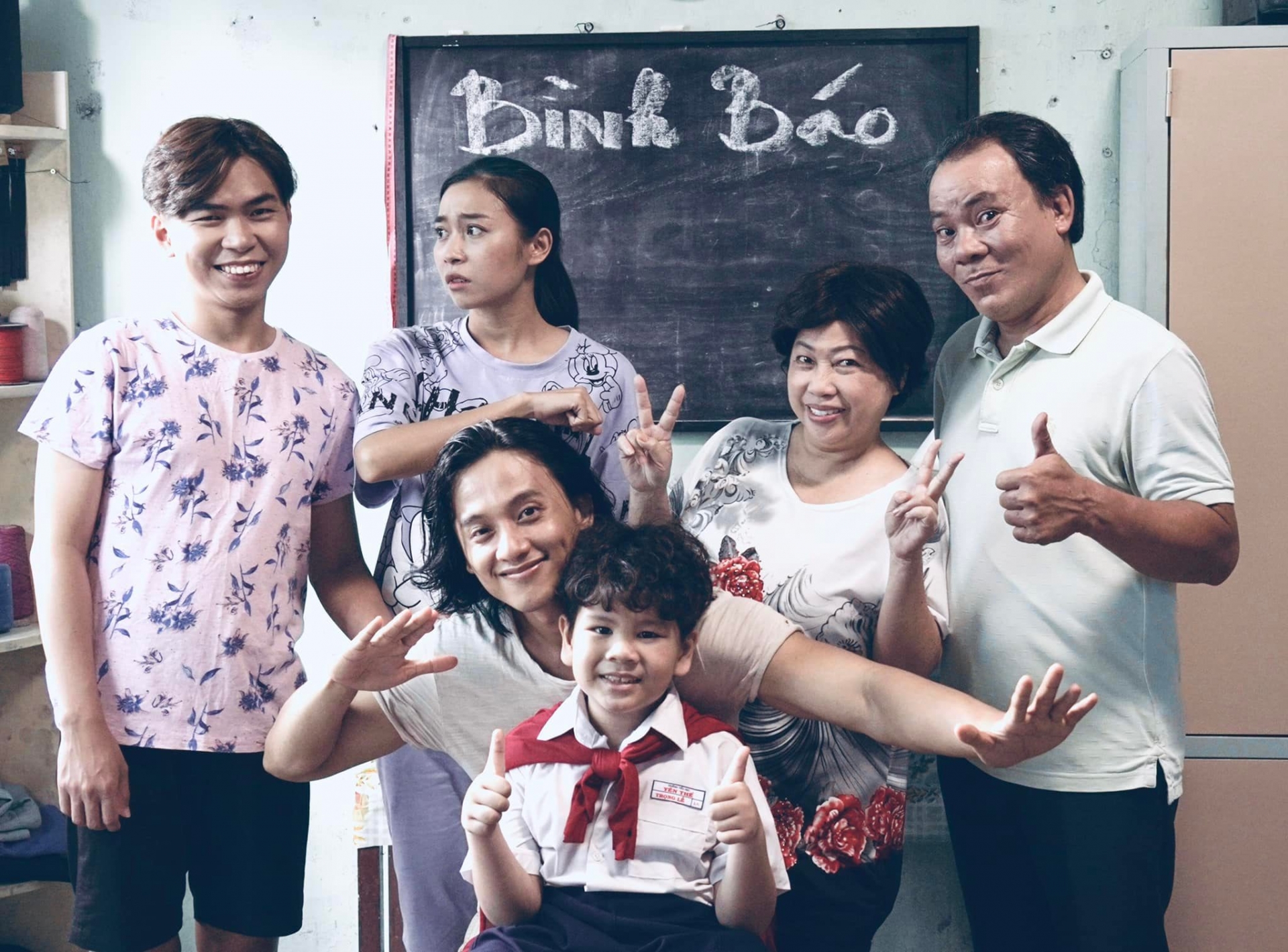 Các diễn viên trong phim 'Bình Báo'. Ảnh internet