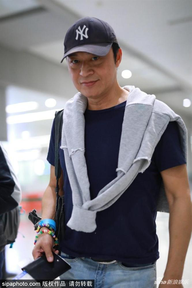 Dù hết thời nhưng Mã Cảnh Đào vẫn nhận được giá cát-xê vô cùng cao khi hát hội chợ.