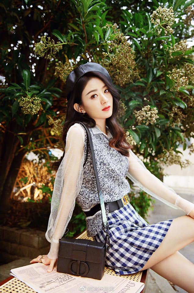 Triệu Lệ Dĩnh bị 'người đi đường' quay lén: Lộ điểm bất thường trên cơ thể - Ảnh 9