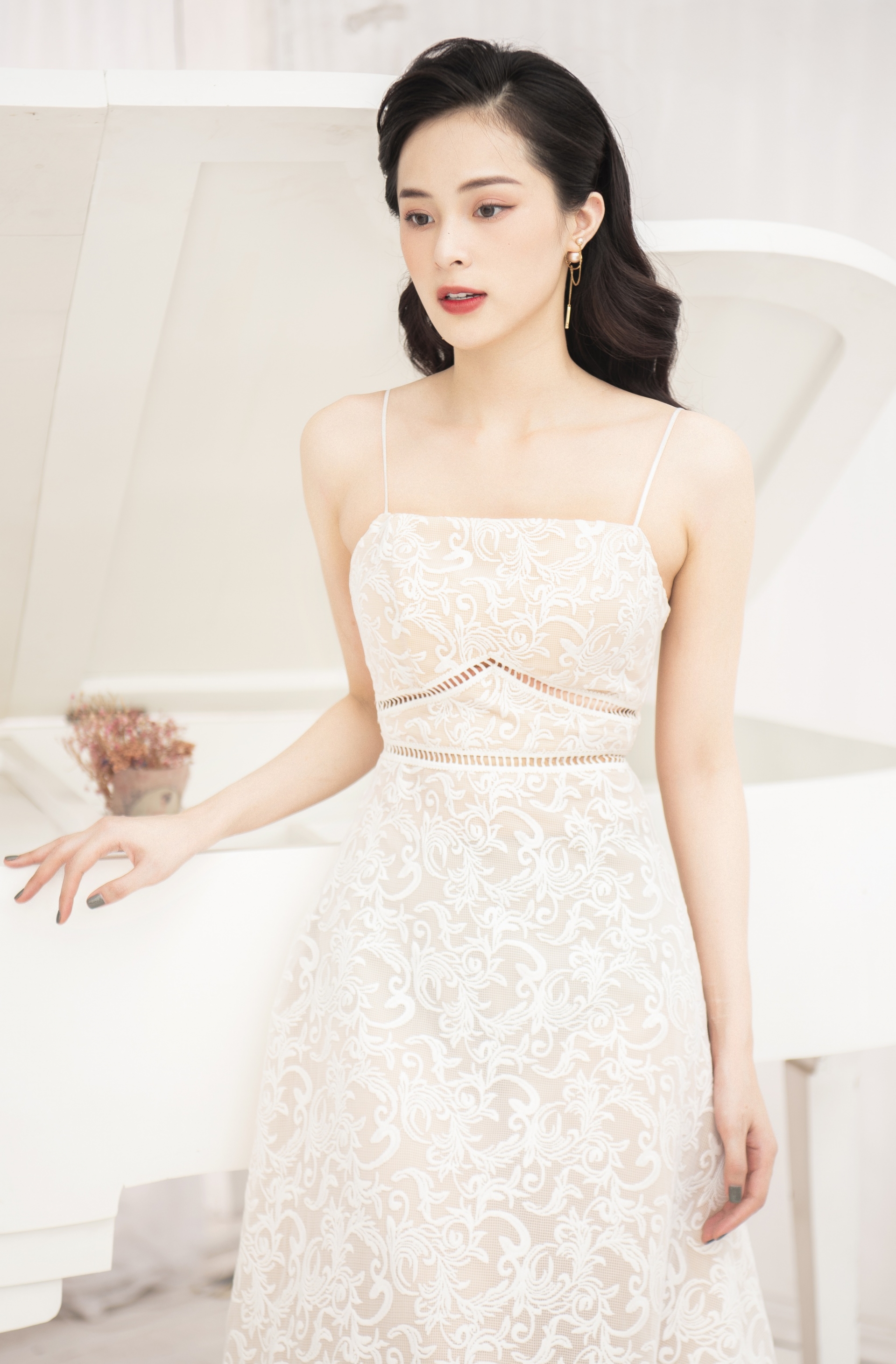 Hạ Vy được mệnh danh là 'mỹ nữ vạn người mê'. Ảnh internet