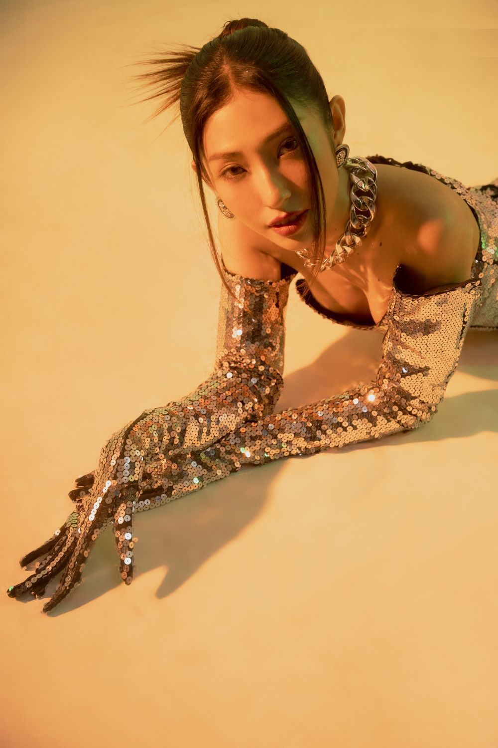 Khổng Tú Quỳnh 'cua gắt' hậu dứt tình với Ngô Kiến Huy: Liệu có là lựa chọn đúng đắn? - Ảnh 2 Khổng Tú Quỳnh 'cua gắt' hậu dứt tình với Ngô Kiến Huy: Liệu có là lựa chọn đúng đắn? - Ảnh 2