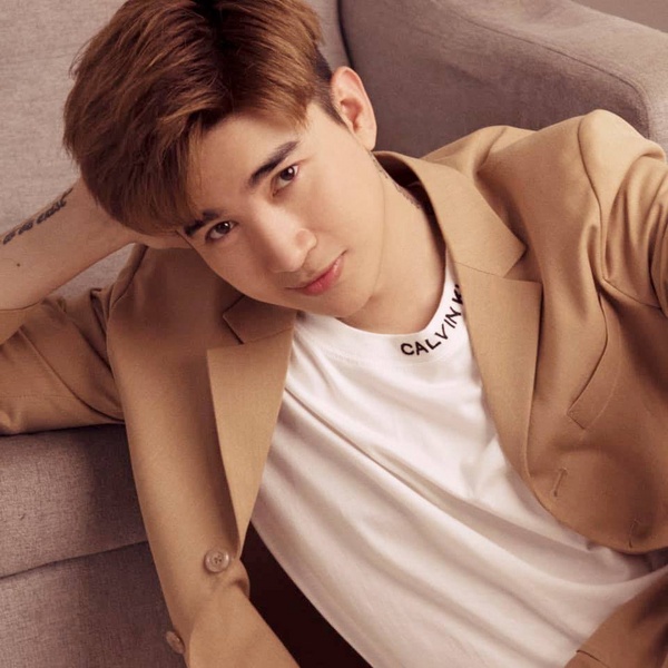 Chi Dân thừa nhận từng yêu đơn phương. Ảnh FBNV Chi Dân thừa nhận từng yêu đơn phương. Ảnh FBNV