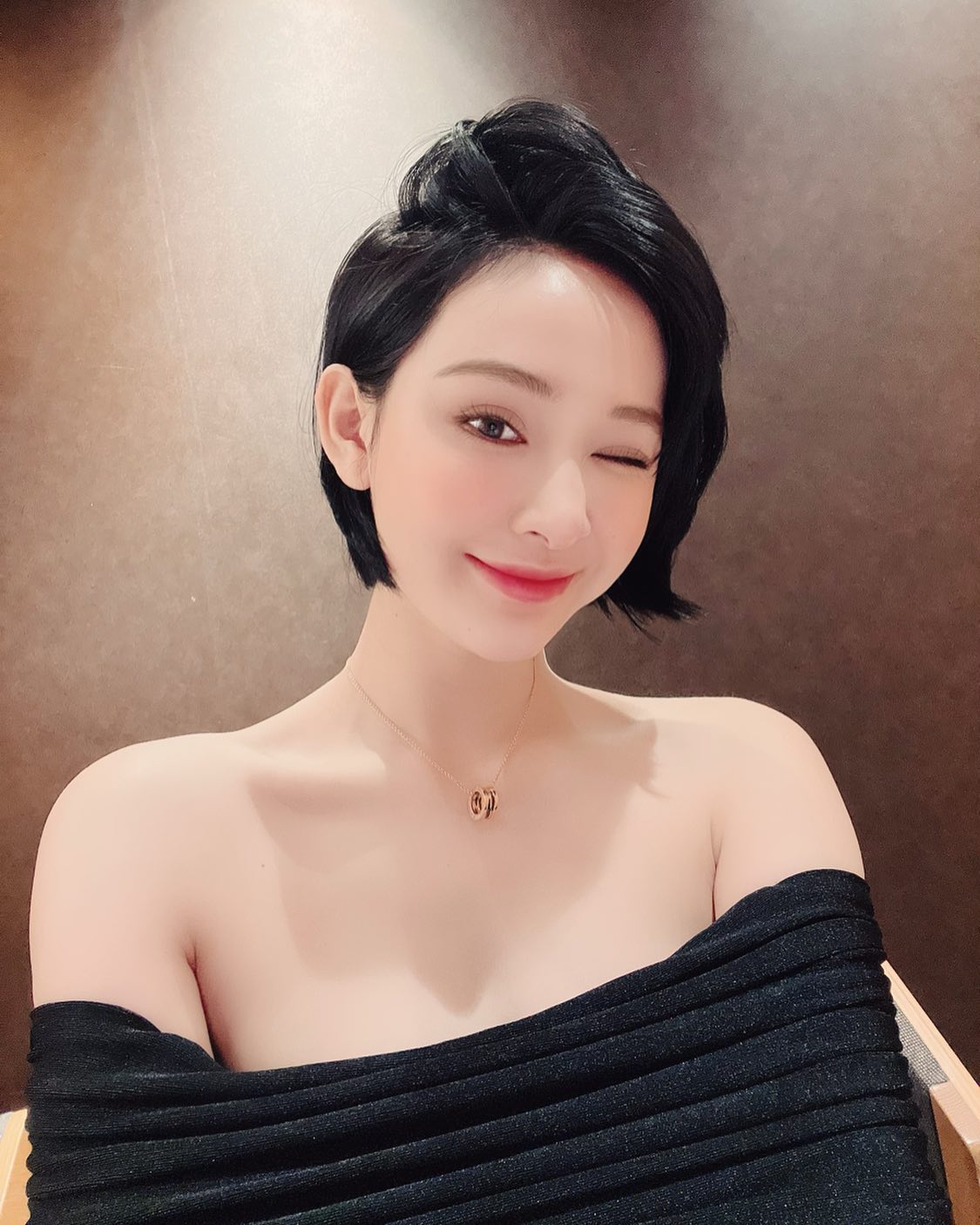 Mỹ nhân khiến Trấn Thành muốn 'mua về nuôi' than thở mệt mỏi điều này giữa nghi vấn giật chồng - Ảnh 1