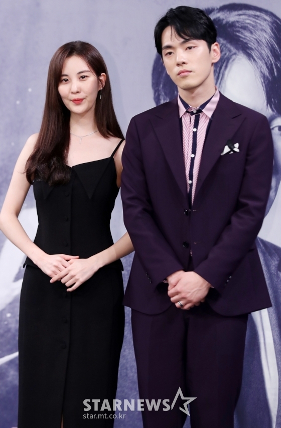 Kim Jung Hyun có thái độ thô lỗ khi xuất hiện cùng bạn diễn Seohyun