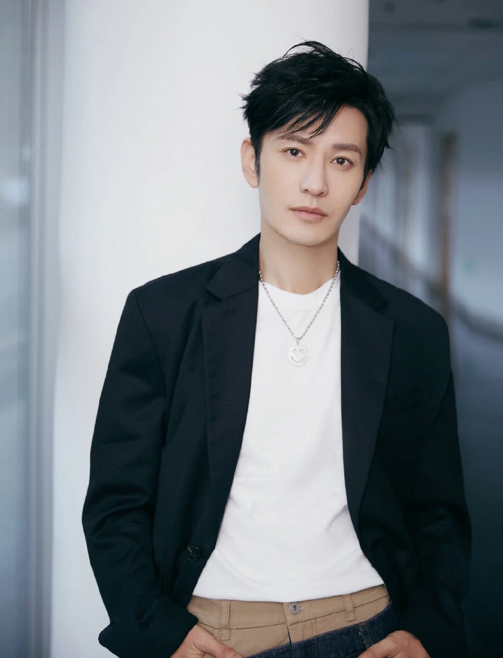 Mẹ Huỳnh Hiểu Minh có hành động bất ngờ khi con trai ly hôn với Angela Baby - Ảnh 2