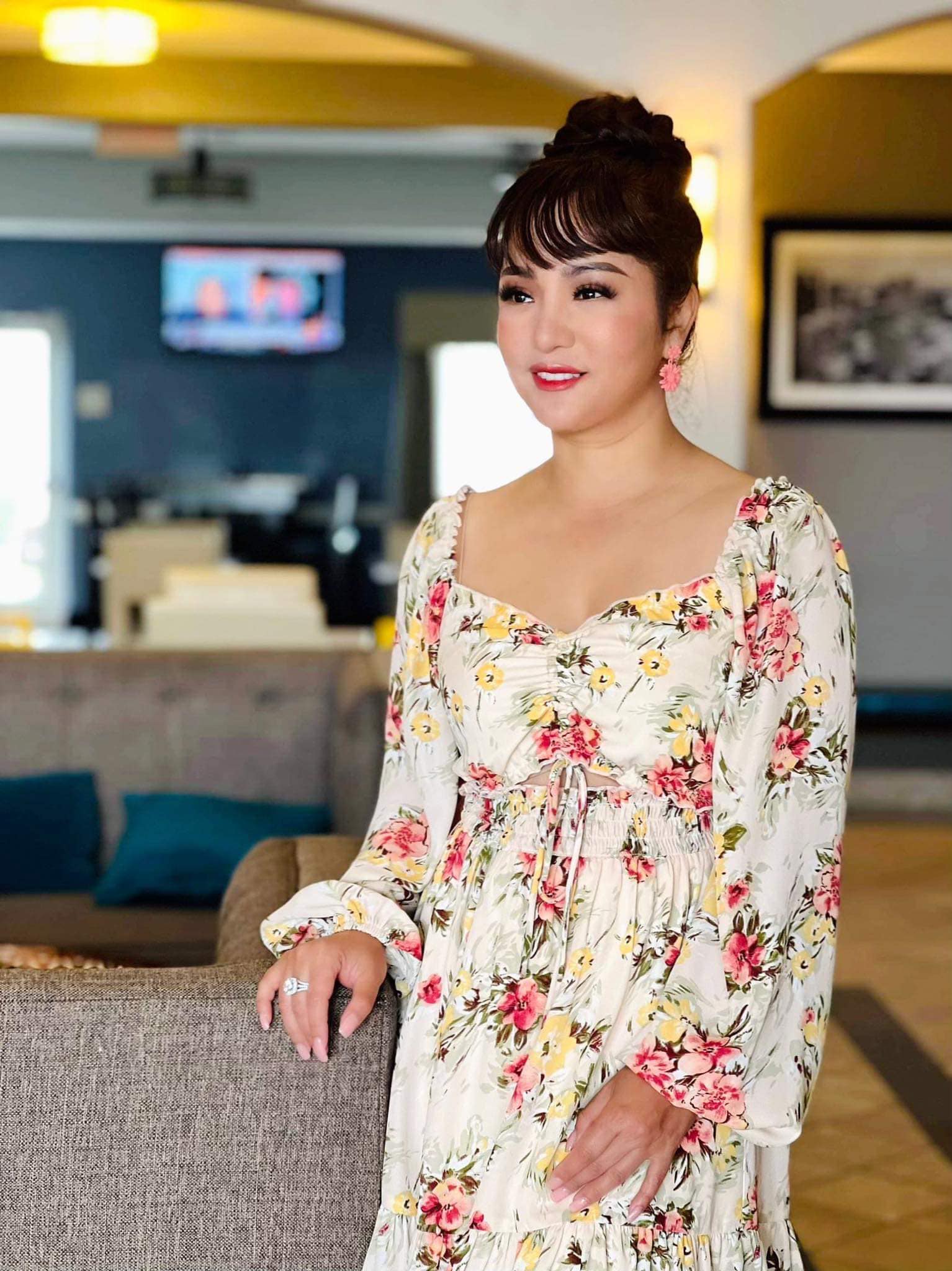 Lộ gương mặt khác lạ của danh hài Thúy Nga ở tuổi 46: Khác xa ngày xưa 1 Lộ gương mặt khác lạ của danh hài Thúy Nga ở tuổi 46: Khác xa ngày xưa 1