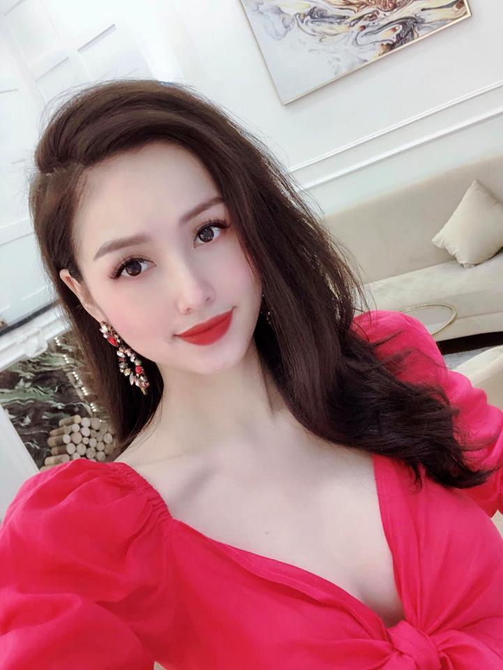 Nhan sắc của Tâm Tít ở tuổi 33 khiến nhiều người ghen tỵ. Ảnh FBNV Nhan sắc của Tâm Tít ở tuổi 33 khiến nhiều người ghen tỵ. Ảnh FBNV