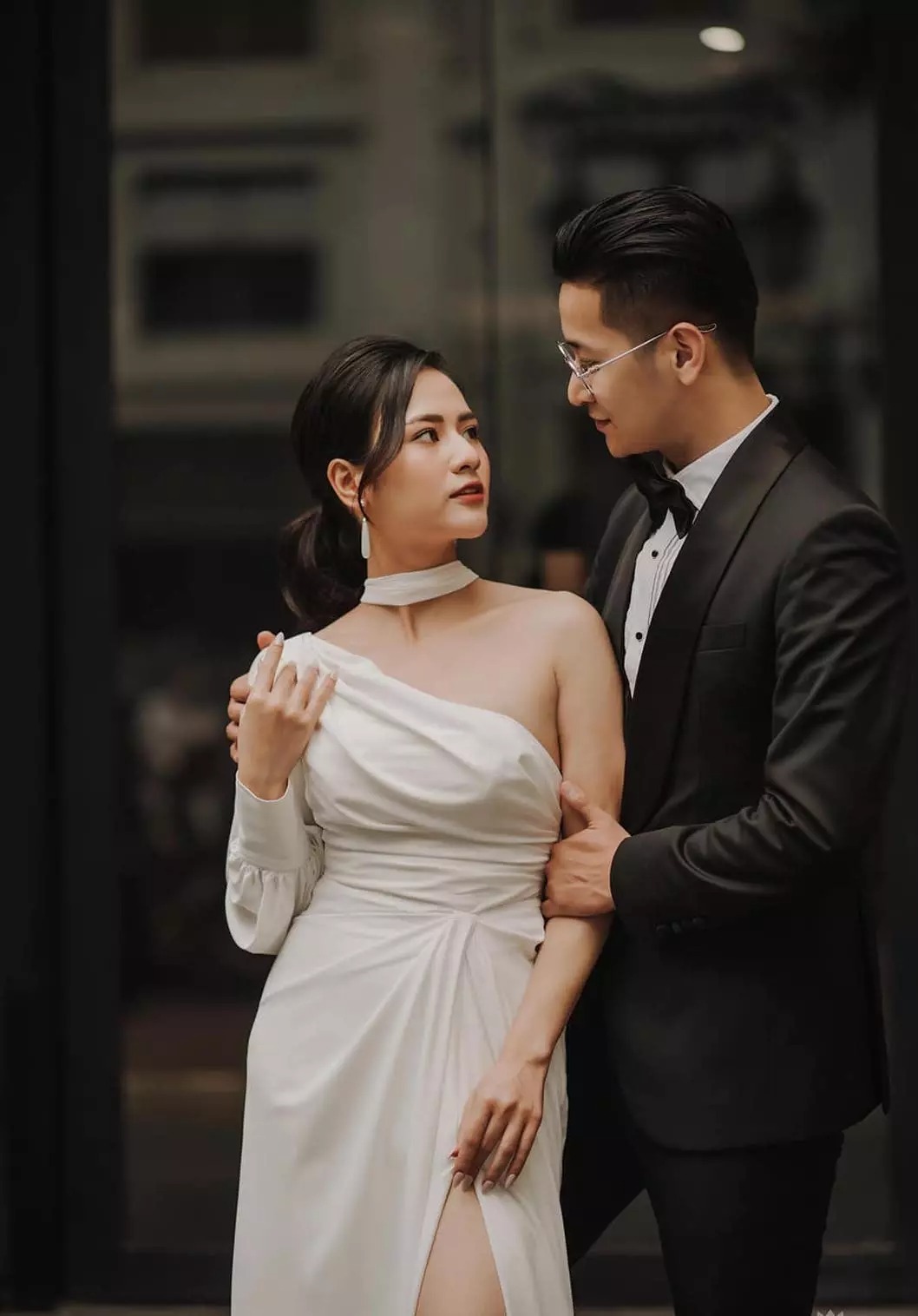 Trọn bộ ảnh cưới 'tình bể bình' của Việt Hoa - Thiên Nga của 'Hương vị tình thân' với bạn trai - Ảnh 6 Trọn bộ ảnh cưới 'tình bể bình' của Việt Hoa - Thiên Nga của 'Hương vị tình thân' với bạn trai - Ảnh 6