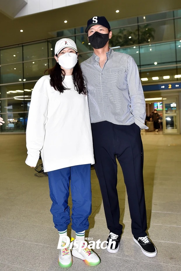 Son Ye Jin và Hyun Bin bị bắt gặp cùng nhau đến bệnh viện: Netizen bật ngửa vì lý do này 6