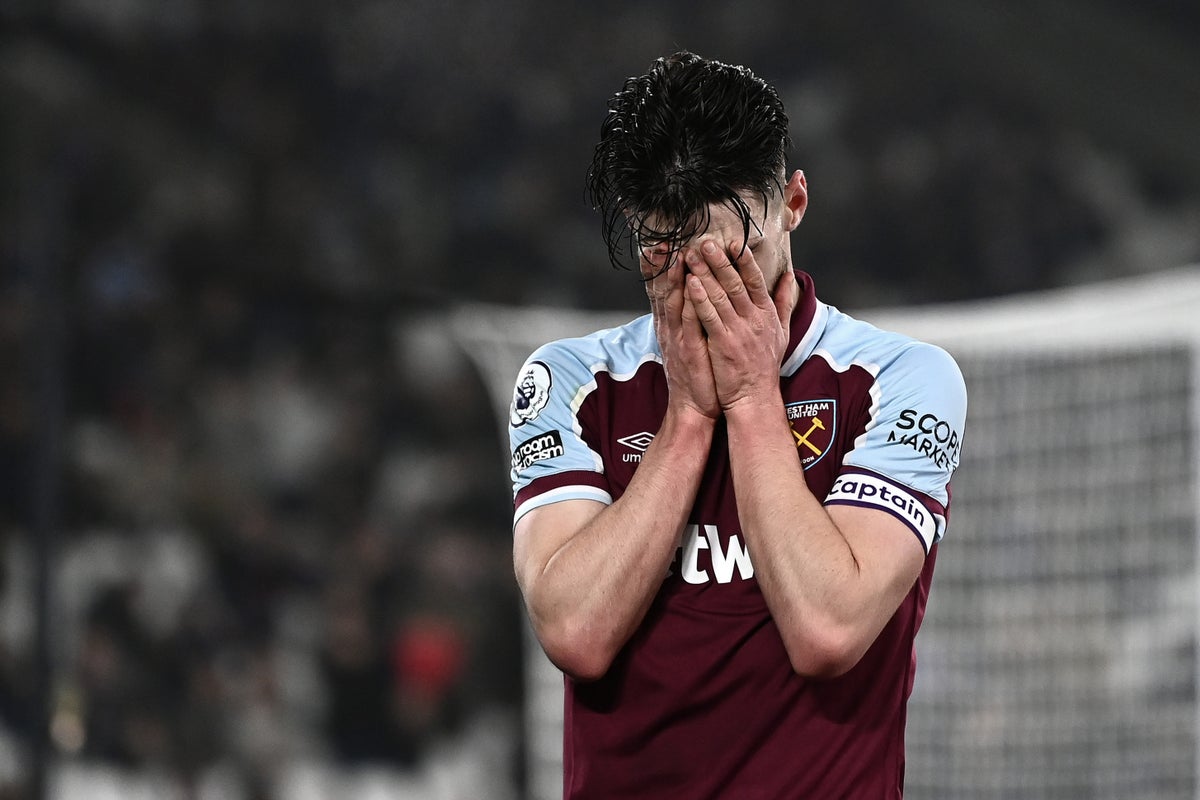 Nhận định Watford vs West Ham (22h, 28/12) vòng 20 Ngoại Hạng Anh: Cơ hội tìm lại ánh sáng của Búa Tạ 1 Nhận định Watford vs West Ham (22h, 28/12) vòng 20 Ngoại Hạng Anh: Cơ hội tìm lại ánh sáng của Búa Tạ 1