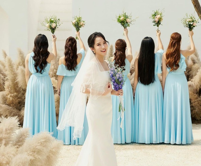 Loạt ảnh hiếm hoi của đám cưới giữa hai gia tộc bề thế nhà Phan Thành và Primmy Trương - Ảnh 2 Loạt ảnh hiếm hoi của đám cưới giữa hai gia tộc bề thế nhà Phan Thành và Primmy Trương - Ảnh 2