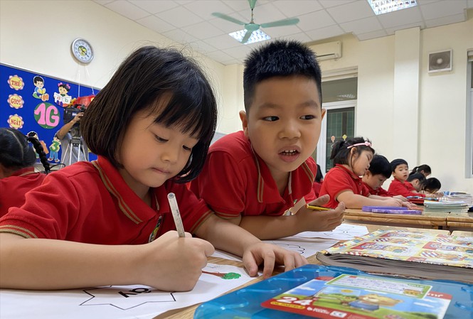 Hàng loạt địa phương cho học sinh nghỉ học sớm do ảnh hưởng của dịch Covid-19. Ảnh: Internet