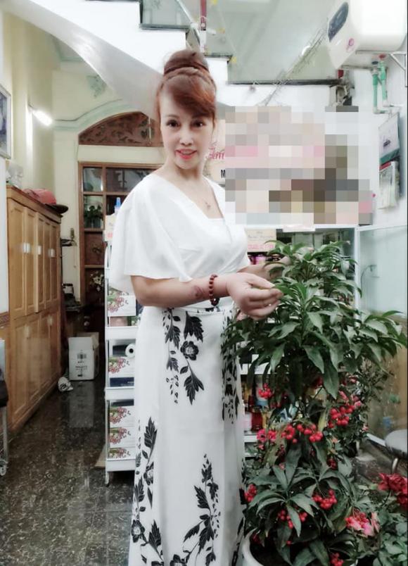 Cô dâu 62 tuổi ở Cao Bằng khoe loạt ảnh mới, gương mặt lạ lẫm khiến nhiều người ngỡ ngàng - Ảnh 2 Cô dâu 62 tuổi ở Cao Bằng khoe loạt ảnh mới, gương mặt lạ lẫm khiến nhiều người ngỡ ngàng - Ảnh 2