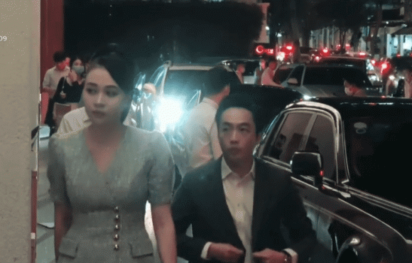 Đàm Thu Trang lộ hình ảnh vóc dáng thật của mình tại đám cưới của Phan Thành. Ảnh: Facebook