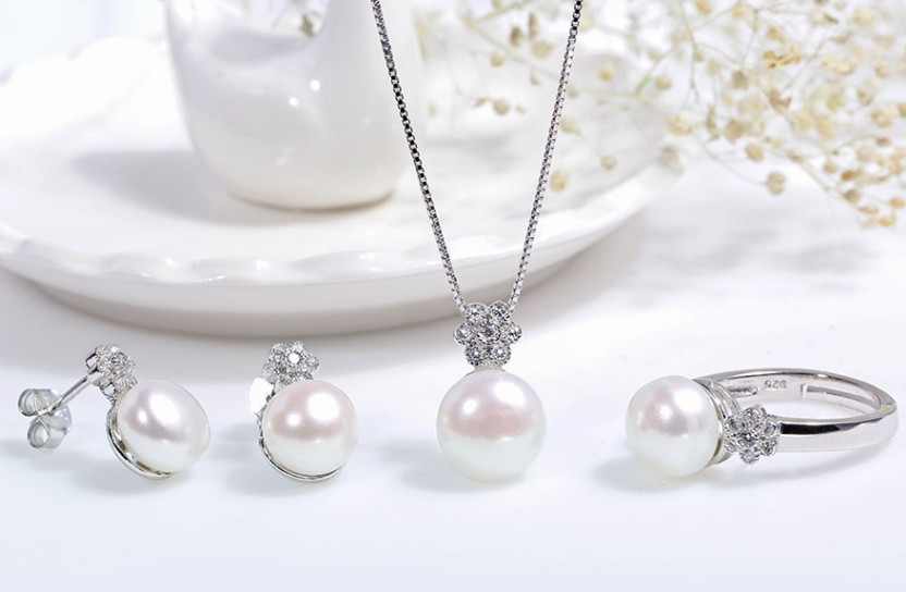 Những món đồ trang sức được xem là gợi ý không tồi. Ảnh: Internet