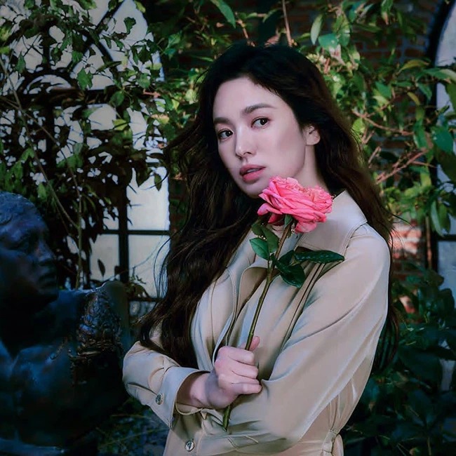Song Hye Kyo ngày càng đẹp mặn mà hậu ly hôn. Ảnh: Internet Song Hye Kyo ngày càng đẹp mặn mà hậu ly hôn. Ảnh: Internet