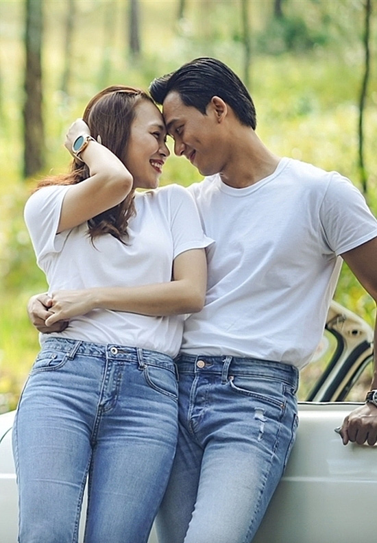 Mai Tài Phến và Mỹ Tâm đóng cặp tình tứ trong các dự án hợp tác cùng nhau. Ảnh: Internet Mai Tài Phến và Mỹ Tâm đóng cặp tình tứ trong các dự án hợp tác cùng nhau. Ảnh: Internet