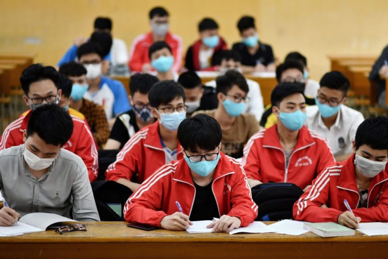 Học sinh lớp 12 tại Hải Dương ở 8 huyện sẽ đi học lại sau 8/3. Ảnh: Internet Học sinh lớp 12 tại Hải Dương ở 8 huyện sẽ đi học lại sau 8/3. Ảnh: Internet