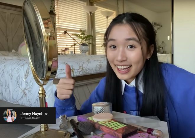 Jenny Huỳnh hiện đang theo học tại Mỹ. Ảnh: Facebook Jenny Huỳnh hiện đang theo học tại Mỹ. Ảnh: Facebook