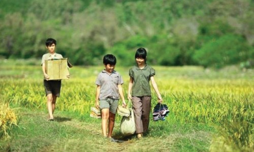 Hình ảnh đáng nhớ trong bộ phim Tôi Thấy Hoa Vàng Trên Cỏ Xanh. Ảnh: Internet Hình ảnh đáng nhớ trong bộ phim Tôi Thấy Hoa Vàng Trên Cỏ Xanh. Ảnh: Internet