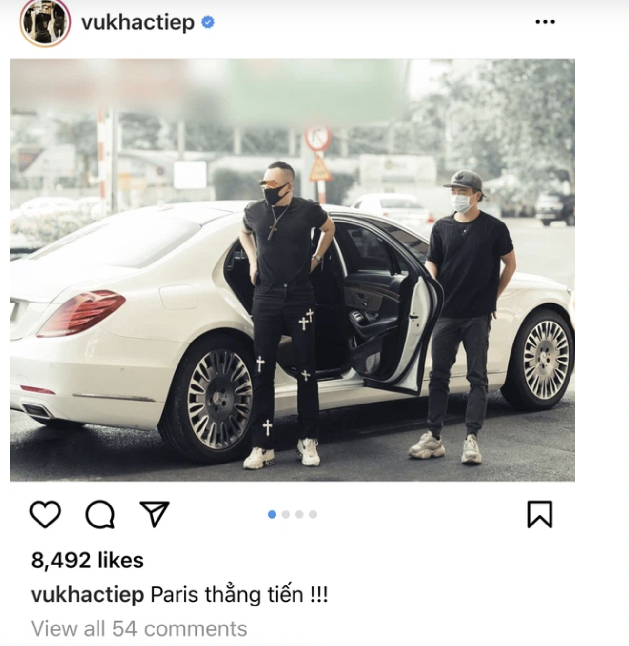 Hình ảnh và dòng trạng thái mới nhất của Vũ Khắc Tiệp thu hút sự chú ý của dân tình sau khi Paris nhận lệnh phong toả toàn thành phố. Ảnh: Instagram