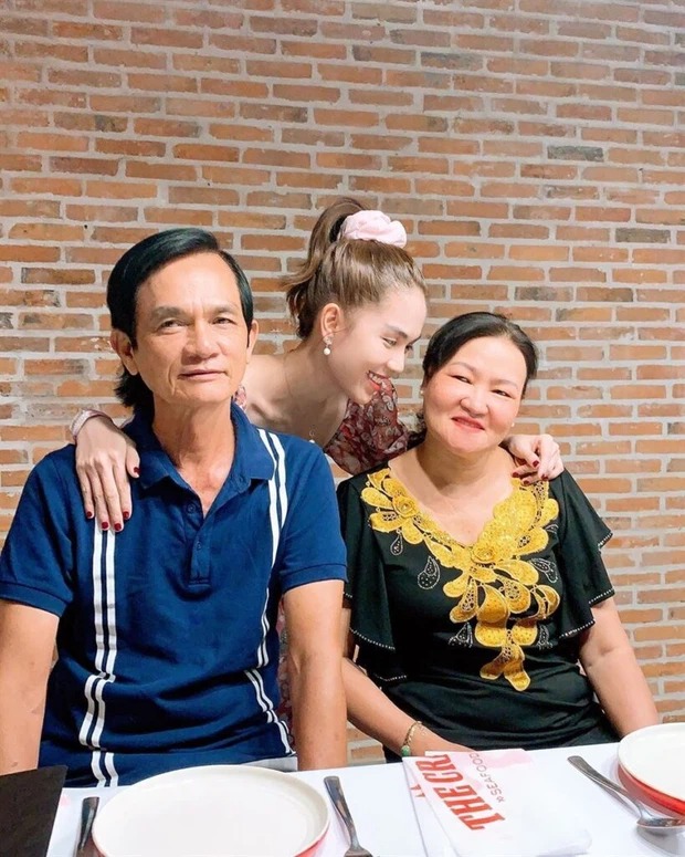 Ngọc Trinh cuối cùng cũng giải đáp tường tận câu hỏi 'Tiền nhiều để làm gì' của Đặng Lê Nguyên Vũ - Ảnh 1 Ngọc Trinh cuối cùng cũng giải đáp tường tận câu hỏi 'Tiền nhiều để làm gì' của Đặng Lê Nguyên Vũ - Ảnh 1