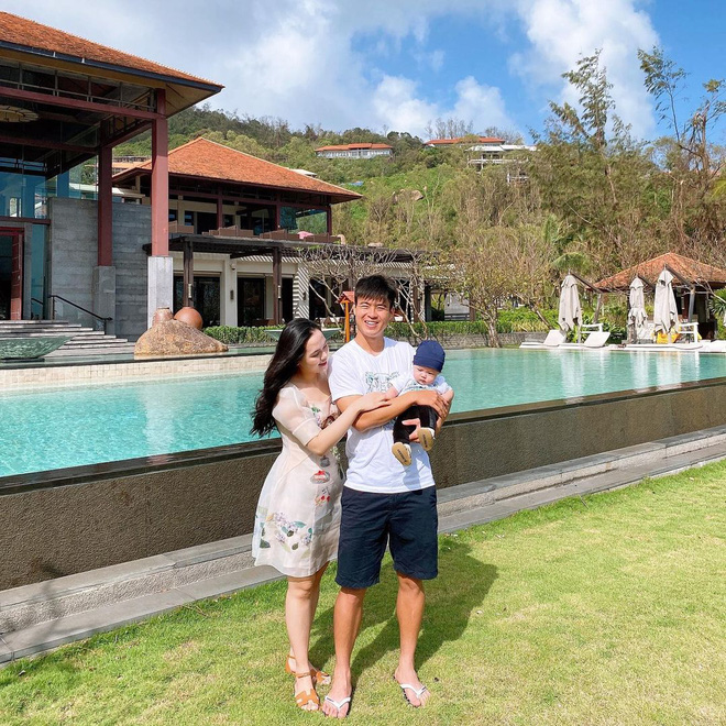 Bà xã Duy Mạnh bất ngờ than muốn gục ngã, tất cả cố gắng chỉ vì con - Ảnh 2 Bà xã Duy Mạnh bất ngờ than muốn gục ngã, tất cả cố gắng chỉ vì con - Ảnh 2