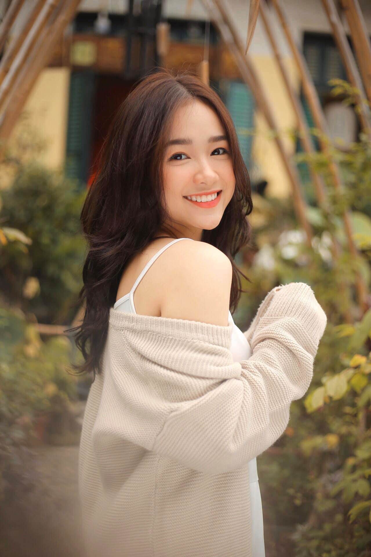 Trang cá nhân của Thu Hương hiện sở hữu một lượng đông đảo người hâm mộ. Ảnh: Facebook