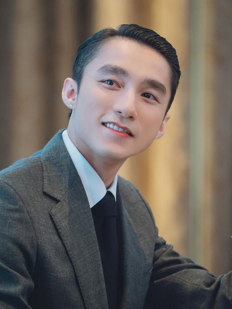 Sơn Tùng M-TP hiện đang 'ủ mưu' để chính thức tái xuất trở lại sau loạt ồn ào? . Ảnh: Internet Sơn Tùng M-TP hiện đang 'ủ mưu' để chính thức tái xuất trở lại sau loạt ồn ào? . Ảnh: Internet