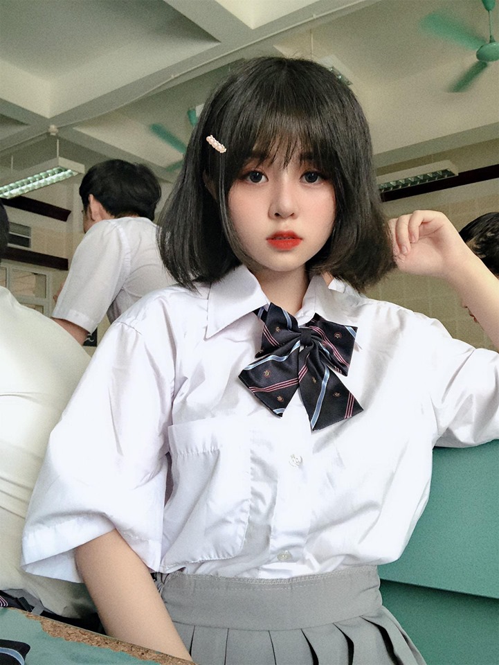 Streamer Ngọc Éng được biết đến là một trong những nữ streamer sở hữu gương mặt xinh như búp bê. Ảnh: Facebook Streamer Ngọc Éng được biết đến là một trong những nữ streamer sở hữu gương mặt xinh như búp bê. Ảnh: Facebook