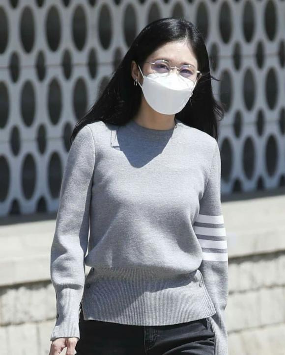 Hình ảnh Jang Nara dưới ống kính của người qua đường. Ảnh: Sina Hình ảnh Jang Nara dưới ống kính của người qua đường. Ảnh: Sina