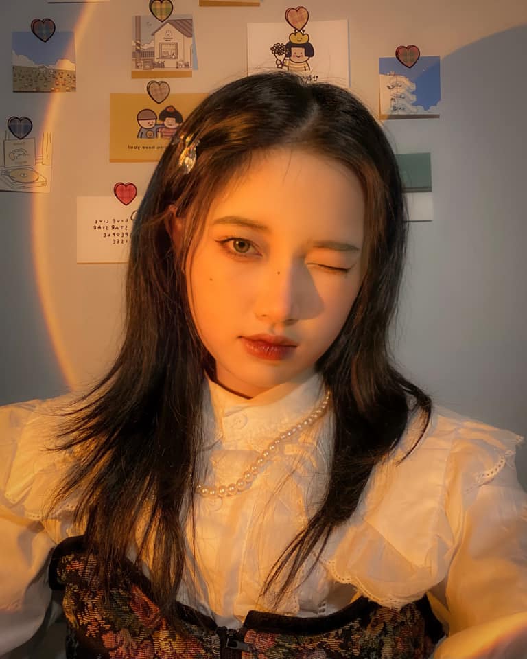'Thánh nữ ulzzang' Tiktoker Lê Thanh Vi khiến dân tình ngất ngây với sắc vóc chẳng kém gì đàn chị Lê Bống - Ảnh 1 'Thánh nữ ulzzang' Tiktoker Lê Thanh Vi khiến dân tình ngất ngây với sắc vóc chẳng kém gì đàn chị Lê Bống - Ảnh 1