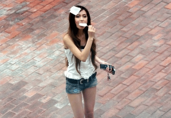 Angelababy rò rỉ hình ảnh thủa 18 với nhan sắc khác lạ. Ảnh: Sohu Angelababy rò rỉ hình ảnh thủa 18 với nhan sắc khác lạ. Ảnh: Sohu