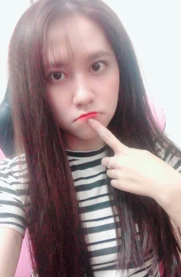 Cô Ngân TV và gương mặt mộc nhận được nhiều lời khen ngợi. Ảnh: Facebook