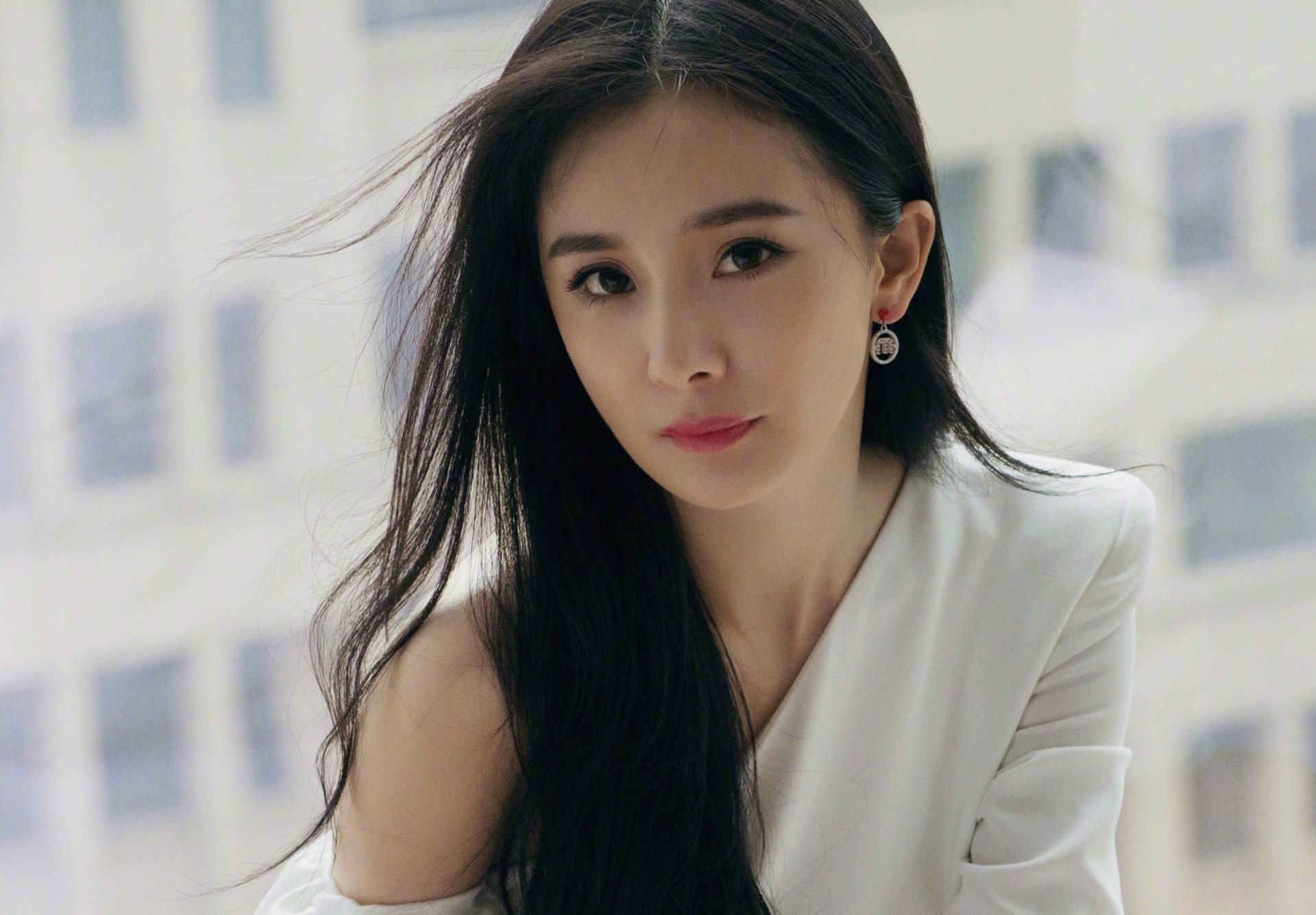 Hậu ly hôn, Dương Mịch bị ảnh hưởng không hề nhỏ. Ảnh: Sina