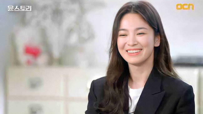 Hình ảnh Song Hye Kyo xuất hiện trên sóng truyền hình mới đây gây chú ý. Ảnh: Sina