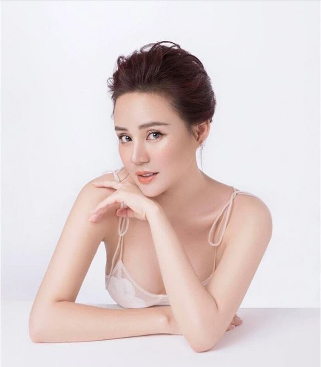 Vy Oanh và loạt ảnh trong quá khứ gây choáng: Nhan sắc khó tin ngỡ ngàng 11 Vy Oanh và loạt ảnh trong quá khứ gây choáng: Nhan sắc khó tin ngỡ ngàng 11