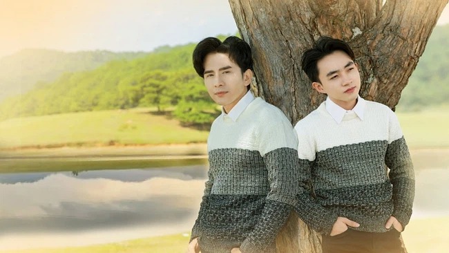 Đan Trường bị soi diện đồ đôi cùng 'trai lạ' sau ồn ào ly hôn 6 Đan Trường bị soi diện đồ đôi cùng 'trai lạ' sau ồn ào ly hôn 6