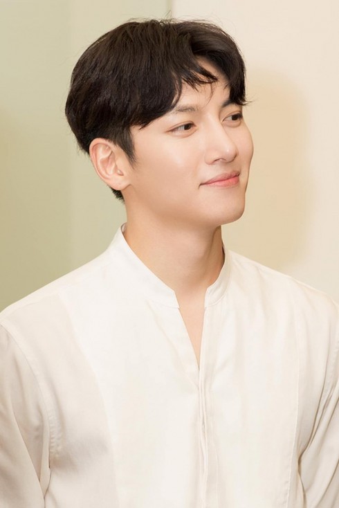 Tài tử Ji Chang Wook hiện đang phải tự cách ly, huỷ mọi lịch trình. Ảnh: Internet Tài tử Ji Chang Wook hiện đang phải tự cách ly, huỷ mọi lịch trình. Ảnh: Internet