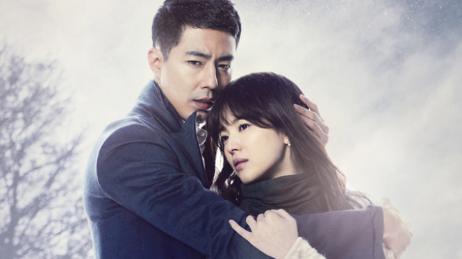 Song Hye Kyo và Jo In Sung từng góp mặt trong dự án phim Ngọn gió đông năm ấy. Ảnh: Internet Song Hye Kyo và Jo In Sung từng góp mặt trong dự án phim Ngọn gió đông năm ấy. Ảnh: Internet
