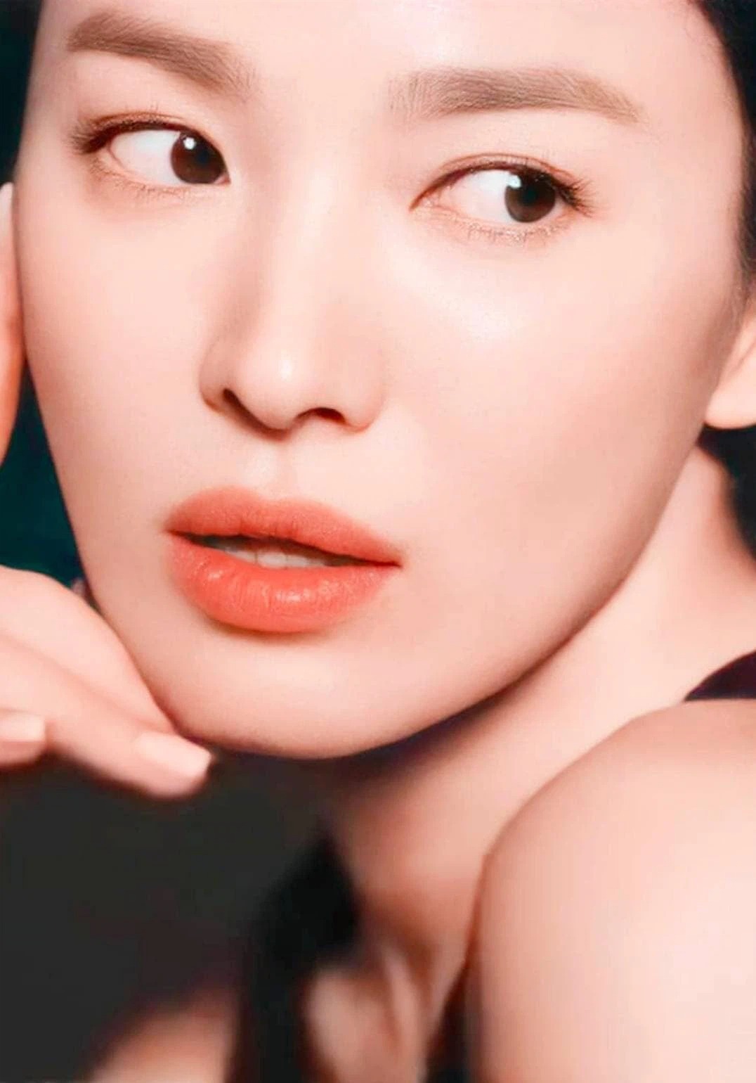Song Hye Kyo khiến dân tình 'ngất lịm' với loạt ảnh cận mặt, nhan sắc ngày càng thăng hạng hậu ly hôn 2 Song Hye Kyo khiến dân tình 'ngất lịm' với loạt ảnh cận mặt, nhan sắc ngày càng thăng hạng hậu ly hôn 2