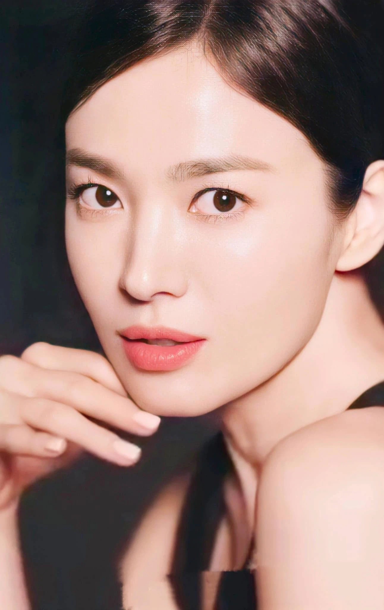 Song Hye Kyo khiến dân tình 'ngất lịm' với loạt ảnh cận mặt, nhan sắc ngày càng thăng hạng hậu ly hôn 3 Song Hye Kyo khiến dân tình 'ngất lịm' với loạt ảnh cận mặt, nhan sắc ngày càng thăng hạng hậu ly hôn 3