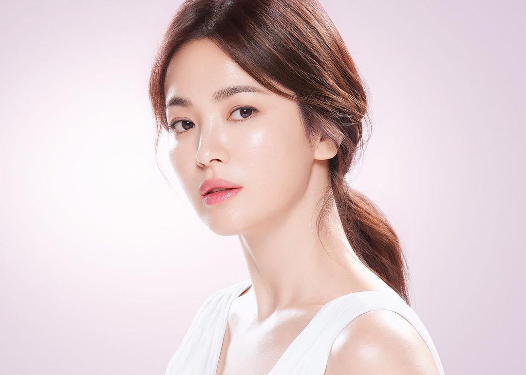 Song Hye Kyo chứng tỏ đẳng cấp 'chiếu trên' với chồng cũ, 'đi ngủ' cũng ra cả chục tỷ 4 Song Hye Kyo chứng tỏ đẳng cấp 'chiếu trên' với chồng cũ, 'đi ngủ' cũng ra cả chục tỷ 4