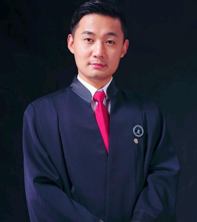 'Ông lớn một tay che trời' giúp Ngô Diệc Phàm 'tẩy trắng' bao năm nhận 'cơn mưa gạch đá' từ netizen 4 'Ông lớn một tay che trời' giúp Ngô Diệc Phàm 'tẩy trắng' bao năm nhận 'cơn mưa gạch đá' từ netizen 4