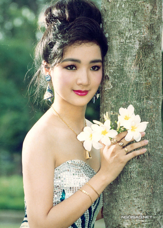 Hoa hậu Đền Hùng Giáng My làm mẹ đơn thân khi còn trẻ. Ảnh: Internet Hoa hậu Đền Hùng Giáng My làm mẹ đơn thân khi còn trẻ. Ảnh: Internet