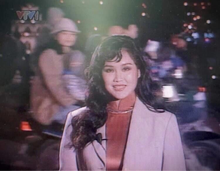 BTV Thu Uyên thủa mới vào nghề. Ảnh: Internet