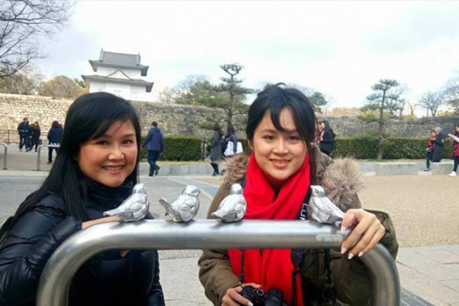 Hình ảnh hiếm hoi của nữ MC nhà đài cùng cô con gái. Ảnh: Internet